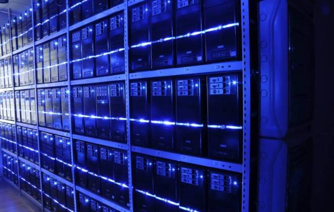 China hackeou servidores da Apple e da Amazon usando microchip, diz Bloomberg