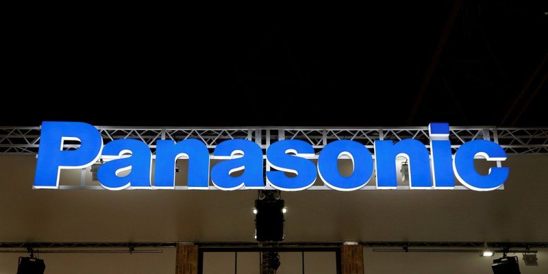 Tesla vai receber ajuda da Panasonic para aumentar a produção de baterias