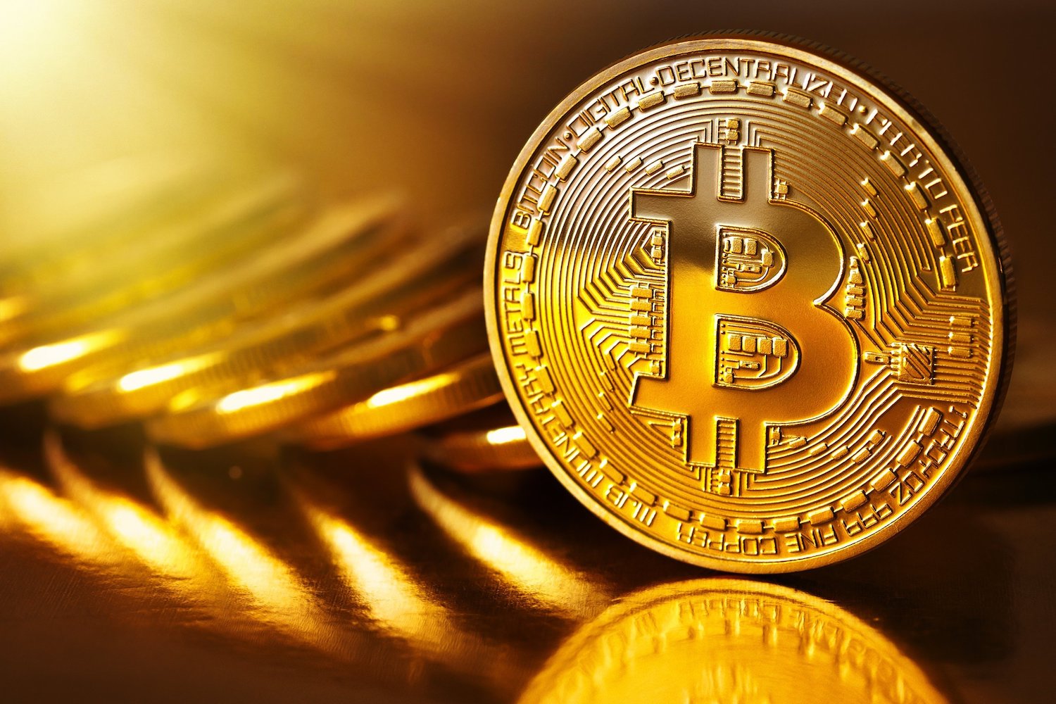 Jovem de 18 anos fica milionário com o Bitcoin