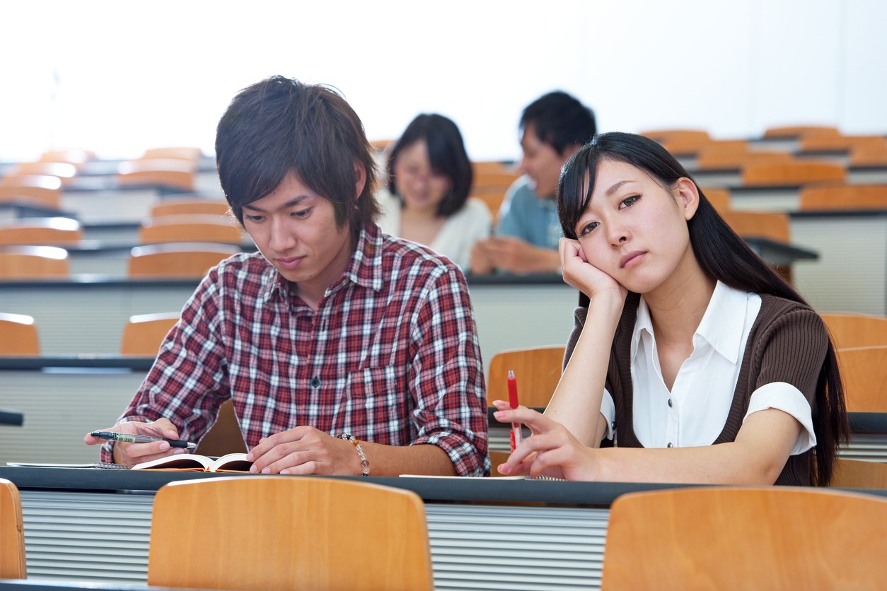 Com quantos anos de idade pode começar a trabalhar no Japão?