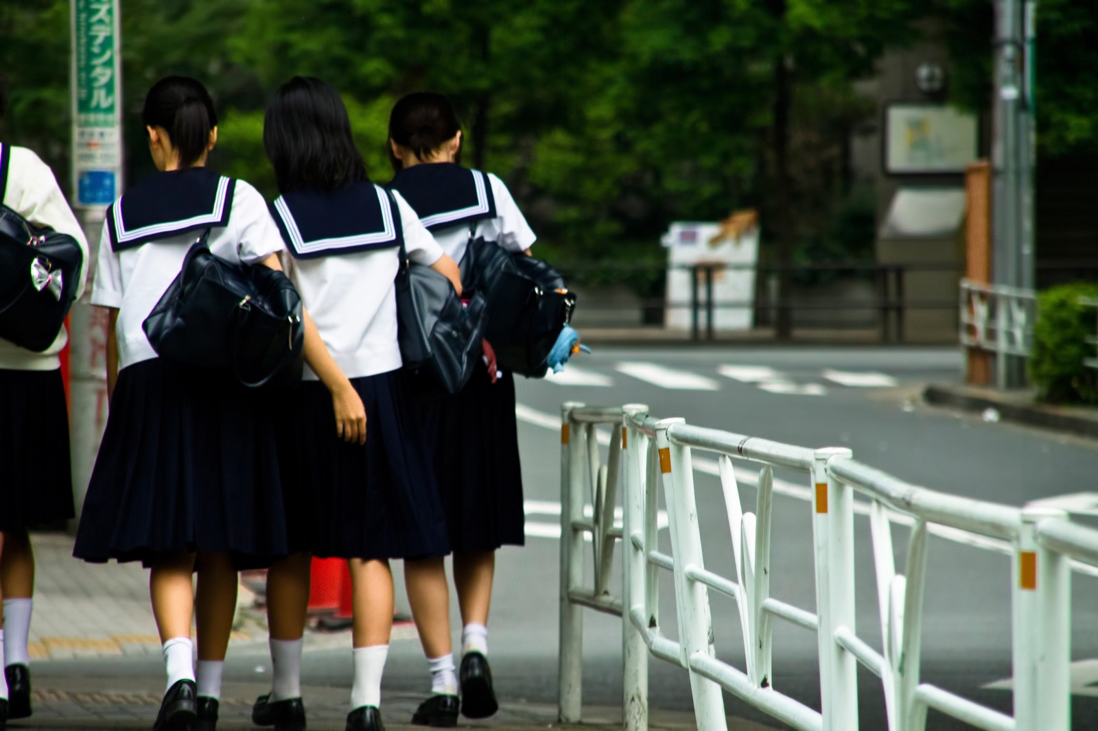 O Mistério por Trás das Altas Taxas de Suicídio Infantil no Japão!