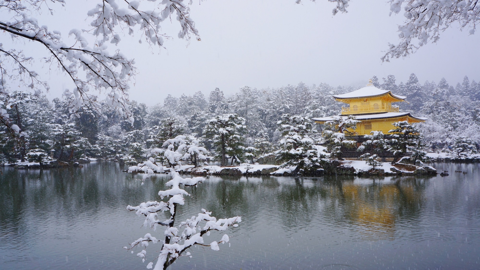 14 Incríveis Cenários de Neve para Conhecer no Japão