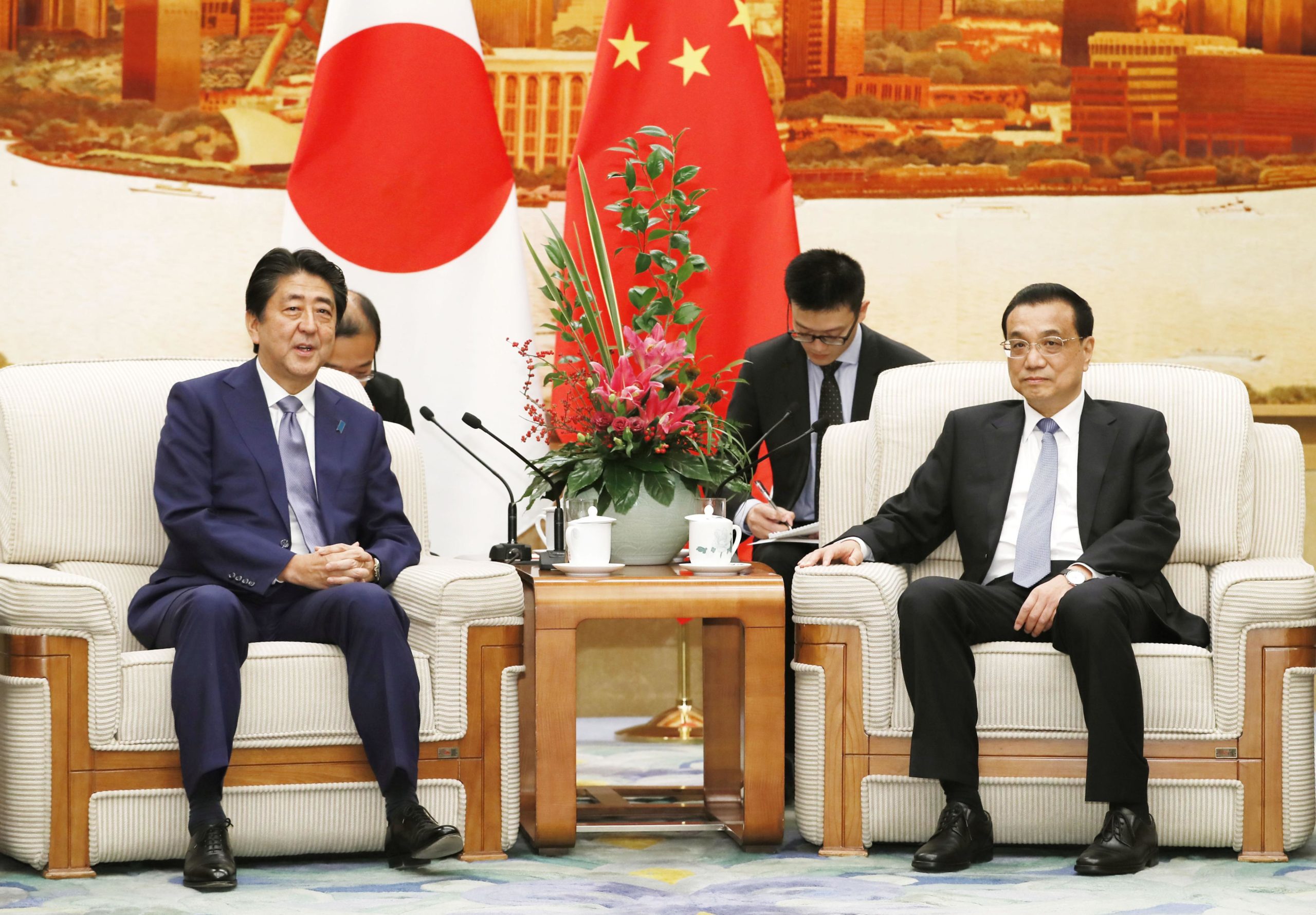 Premiê japonês diz que relações sino-japonesas entram em uma nova fase