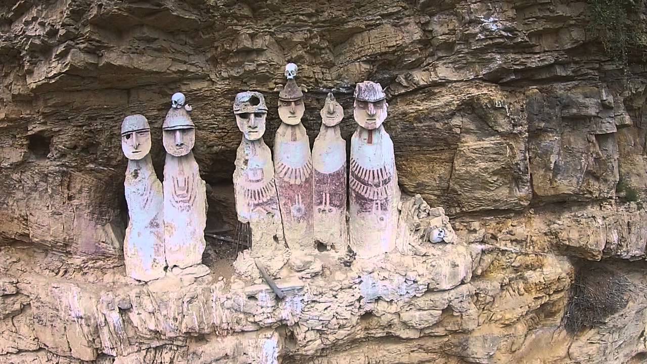 Você já ouviu falar sobre os curiosos sarcófagos de Karajía?