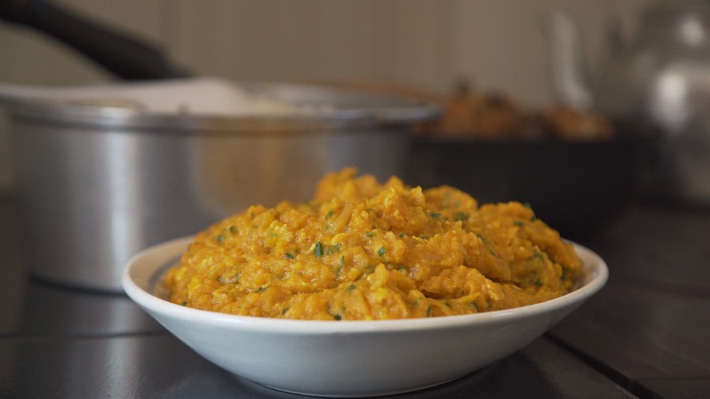 Anote o passo a passo para fazer uma receita deliciosa com abóbora japonesa