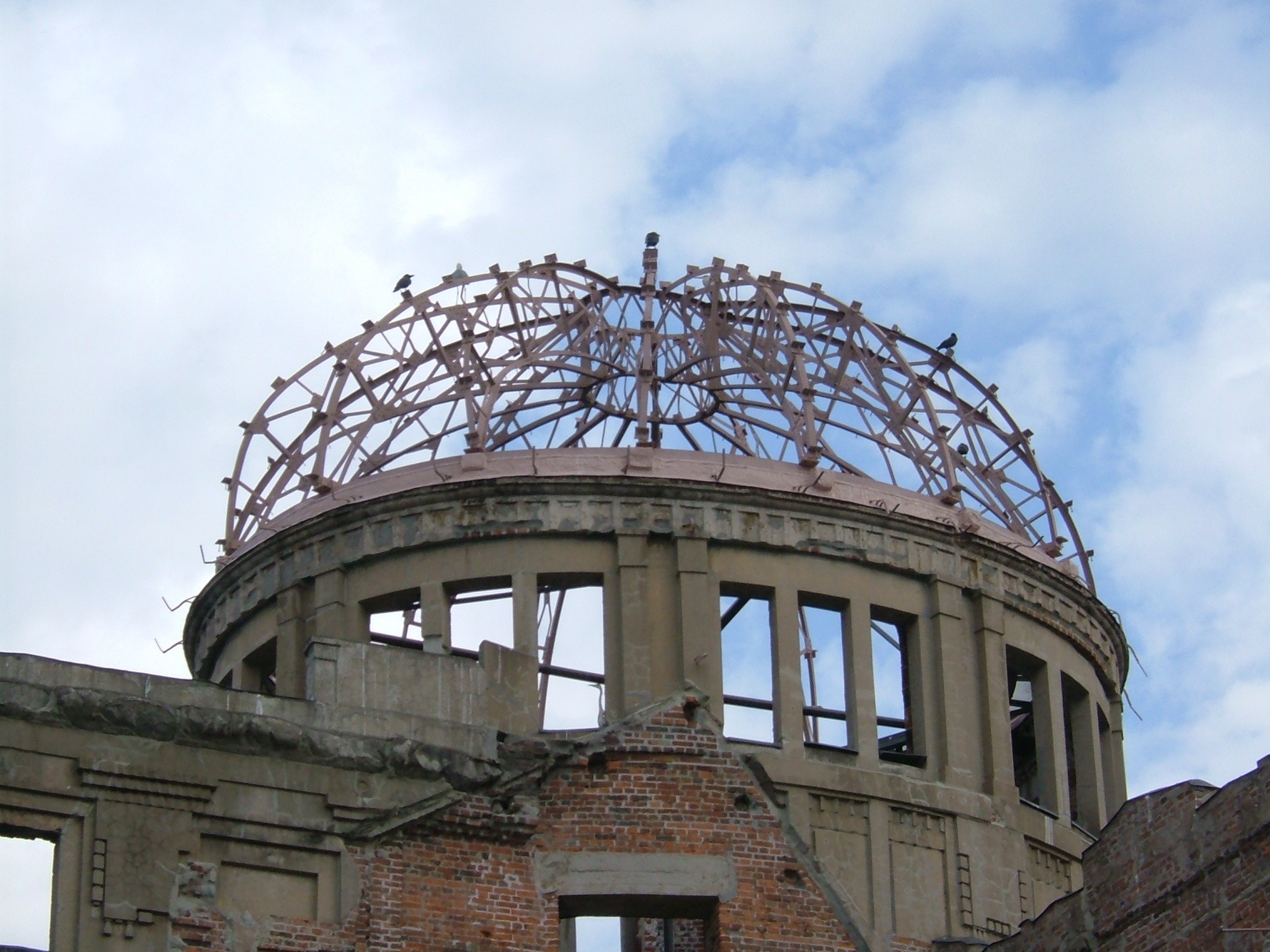 Hiroshima lança campanha de “turismo da paz”