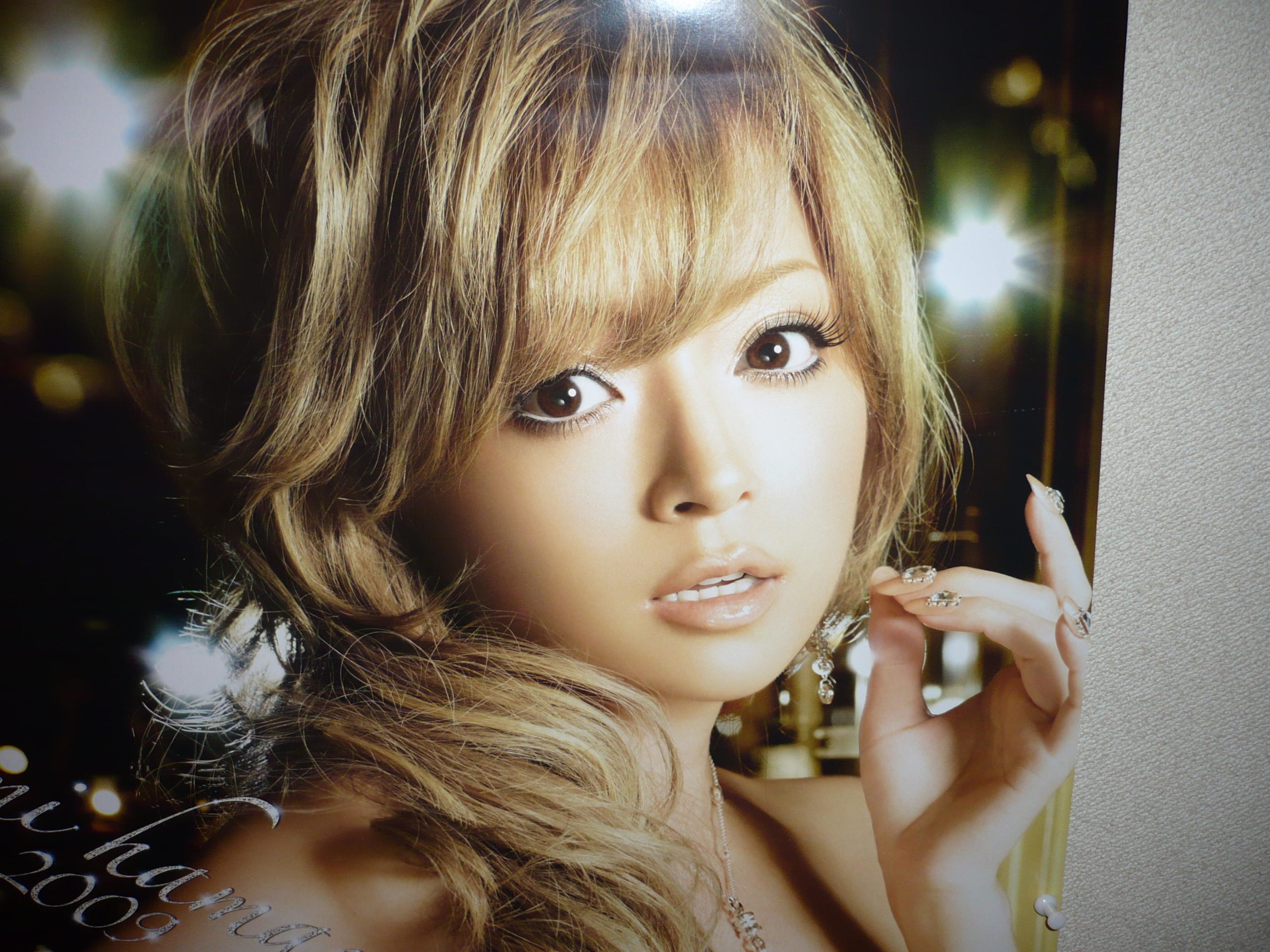 Ayumi Hamasaki: 20 Músicas Para Celebrarmos seus 20 Anos de Carreira!
