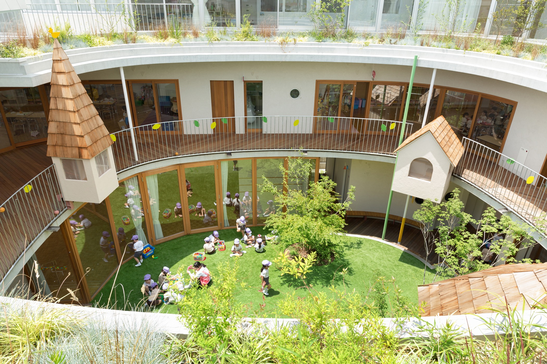 Jardim de infância tem arquitetura interativa em Tóquio