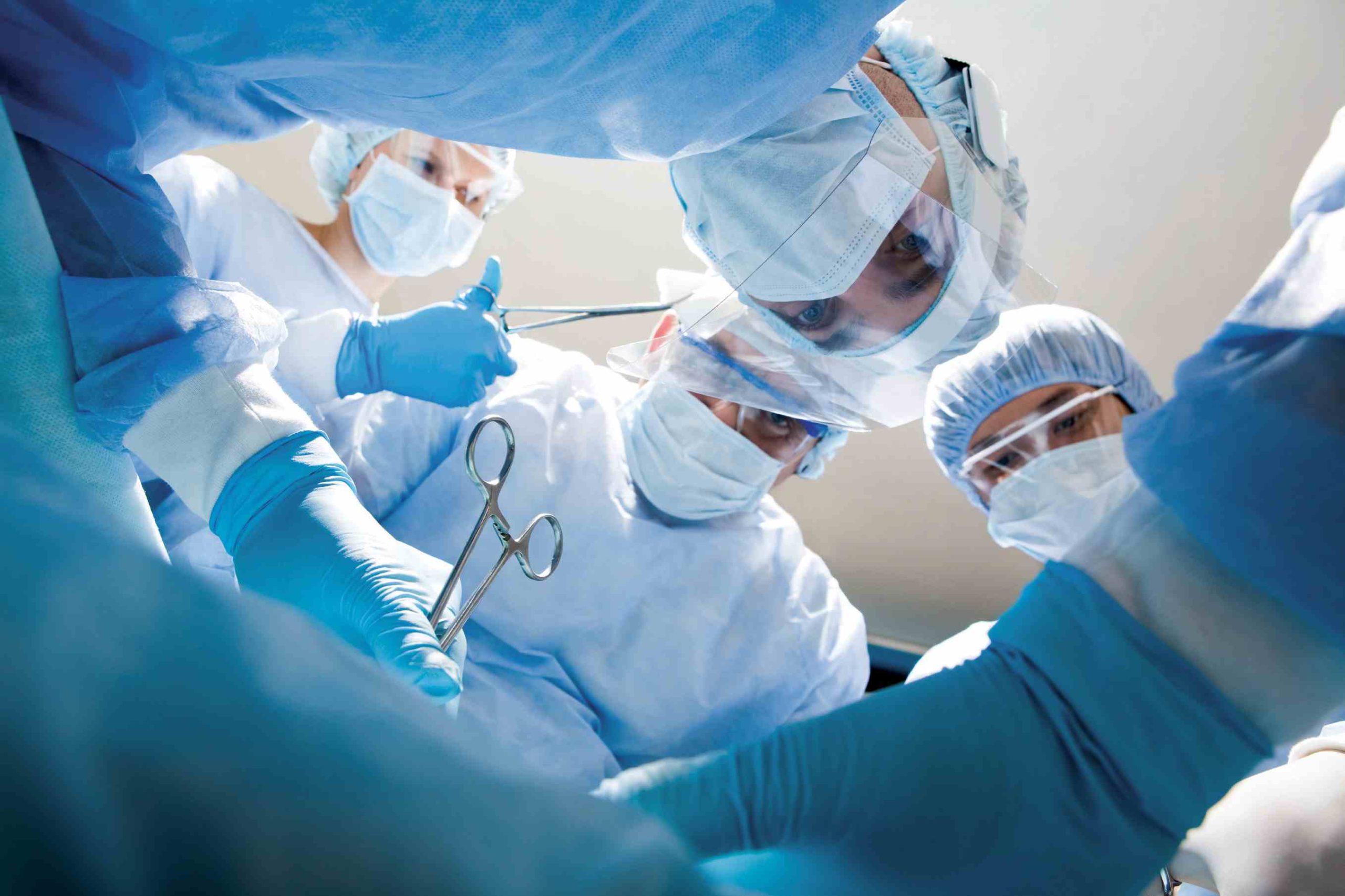 Pesadelo: O que acontece quando uma pessoa acorda durante uma cirurgia?