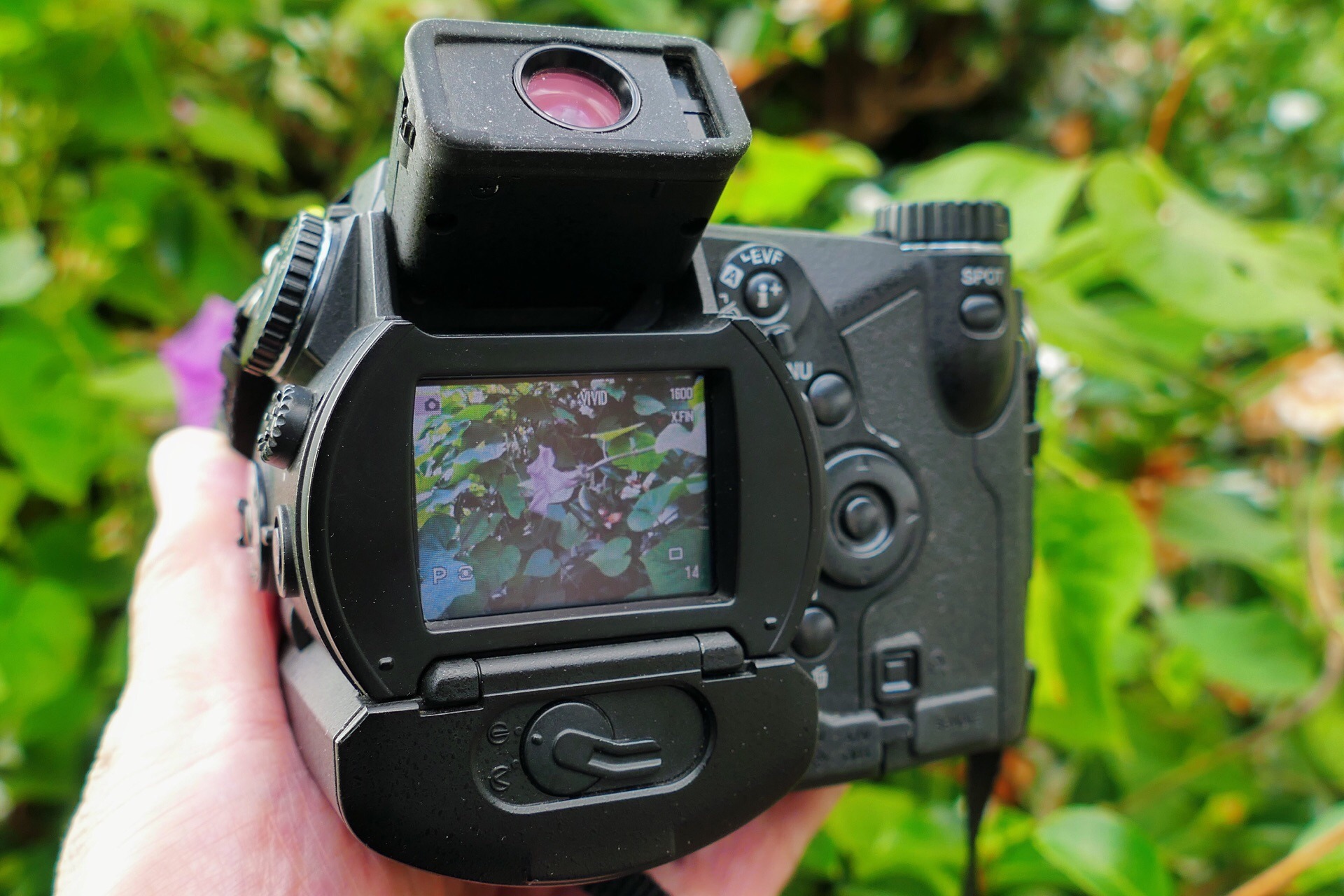 Pesquisadores do Japão conseguem “enganar” sensores de autenticação biométrica usando fotos digitais
