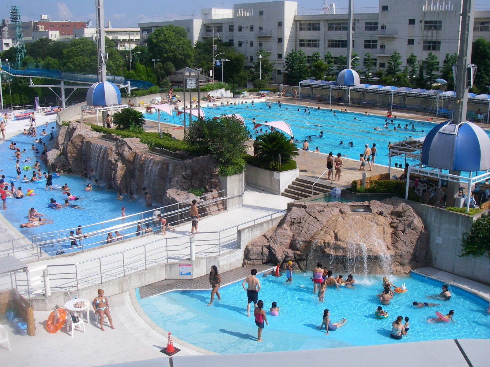 20 Piscinas E Parques Aquáticos Para Você Conhecer No Japão