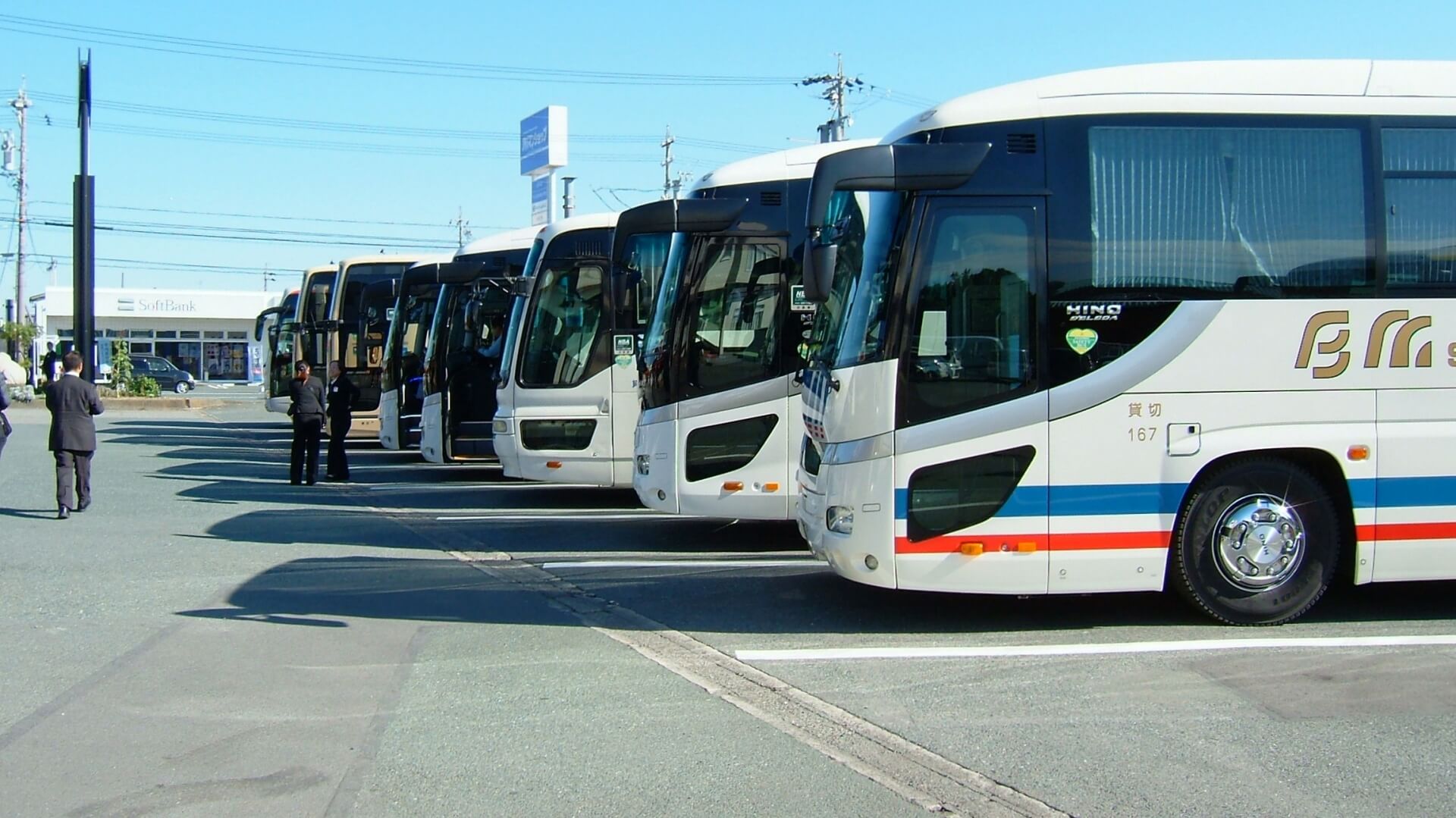 Os ônibus de longa distância no Japão: conheça como são e como usá-los
