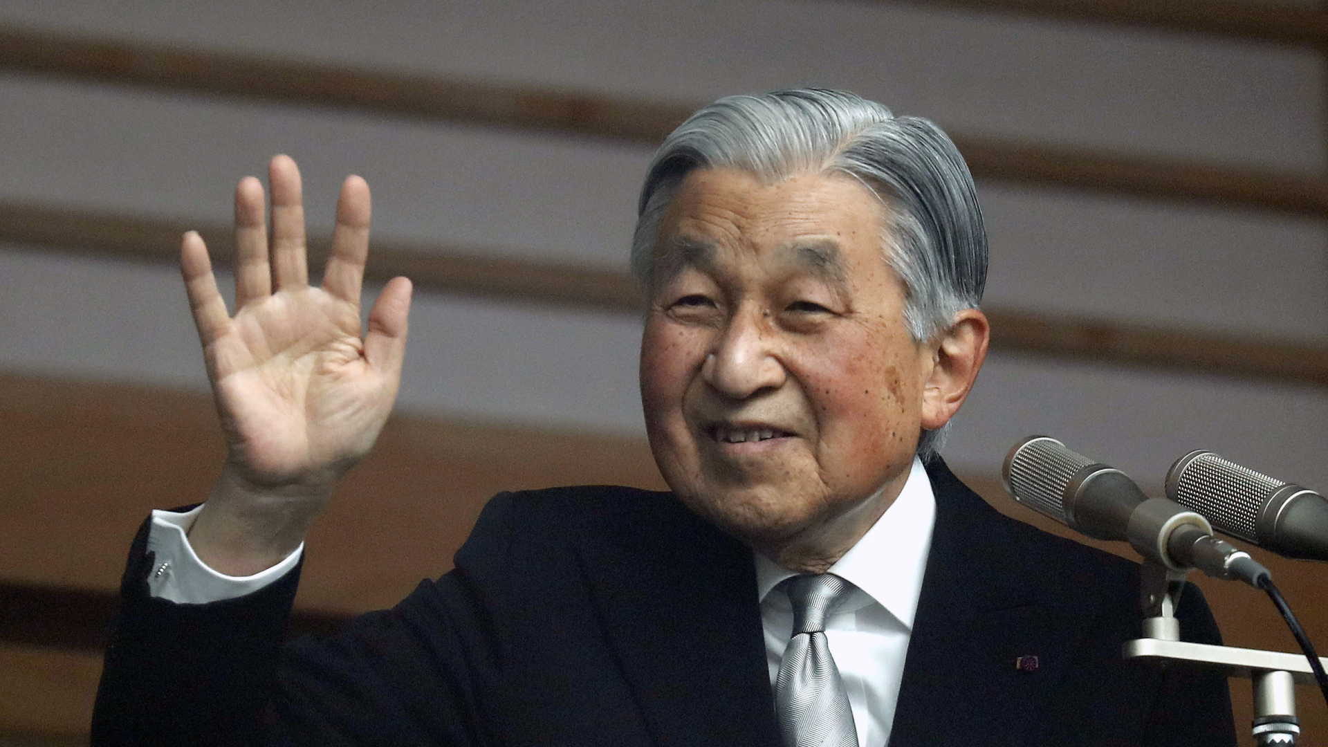 Imperador japonês faz seu último discurso de Ano Novo antes da abdicação