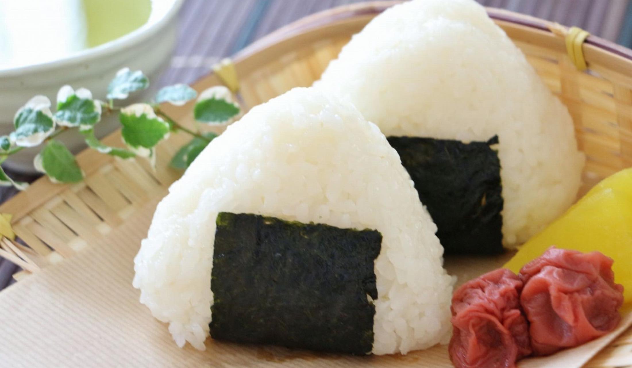 10 Fatos Sobre Onigiri, o Famoso Bolinho de Arroz Japonês