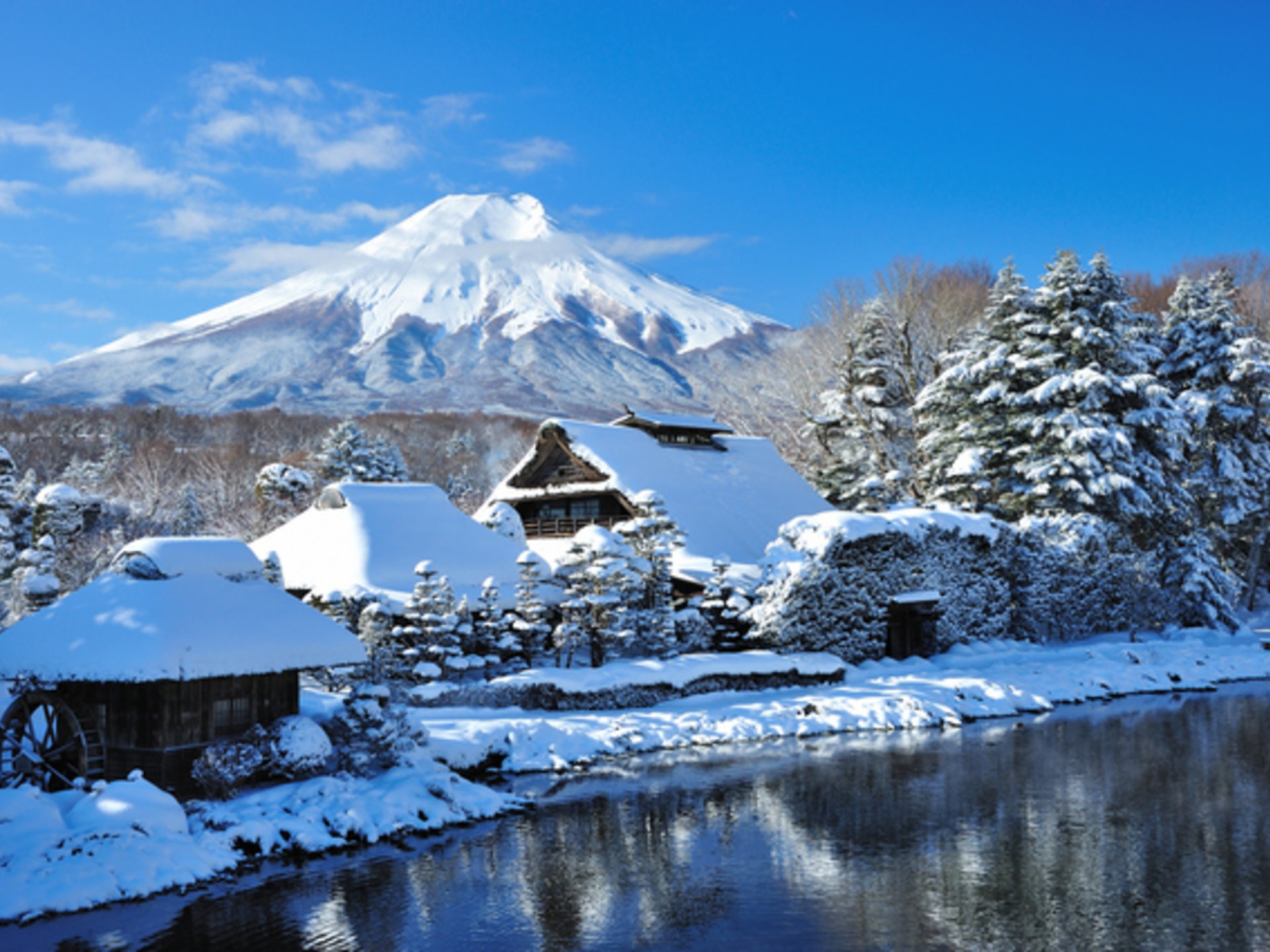 Oshino Hakkai, uma aldeia de beleza cênica aos pés do Monte Fuji
