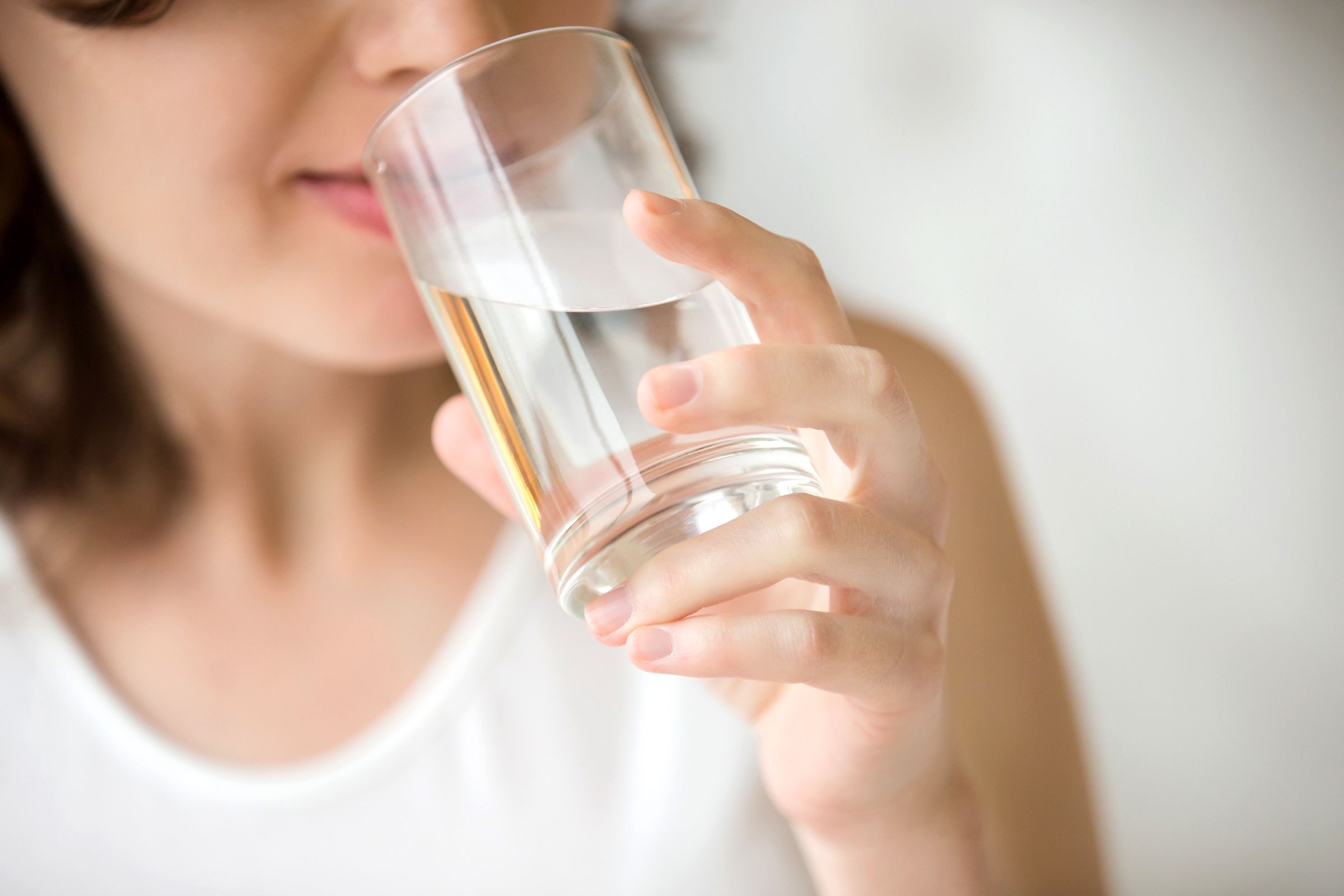 O que muda no seu corpo ao tomar água por 1 mês?