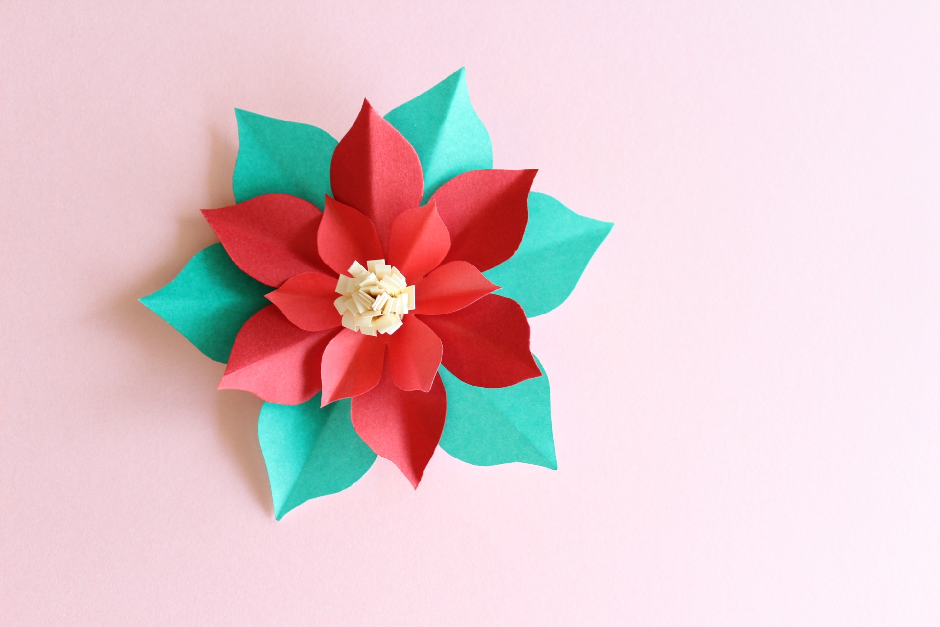 Kirigami – Arte de Cortar Papel Dobrado