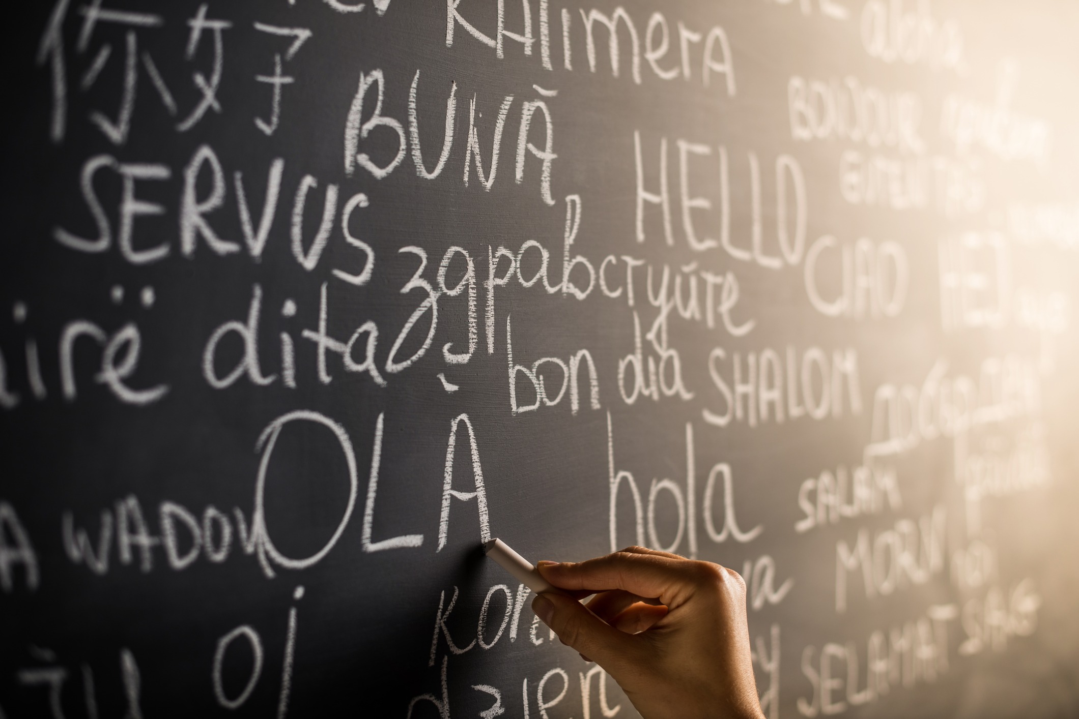Aprender segundo idioma garante saúde mental depois de velho