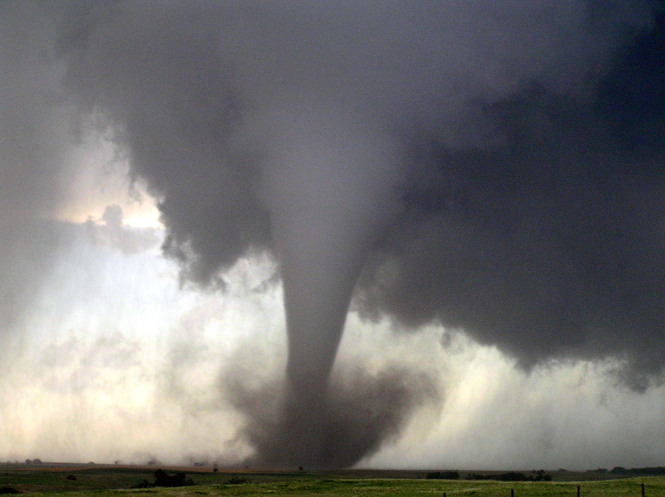 Japão inicia testes com novo sistema de prevenção de tempestades e tornados