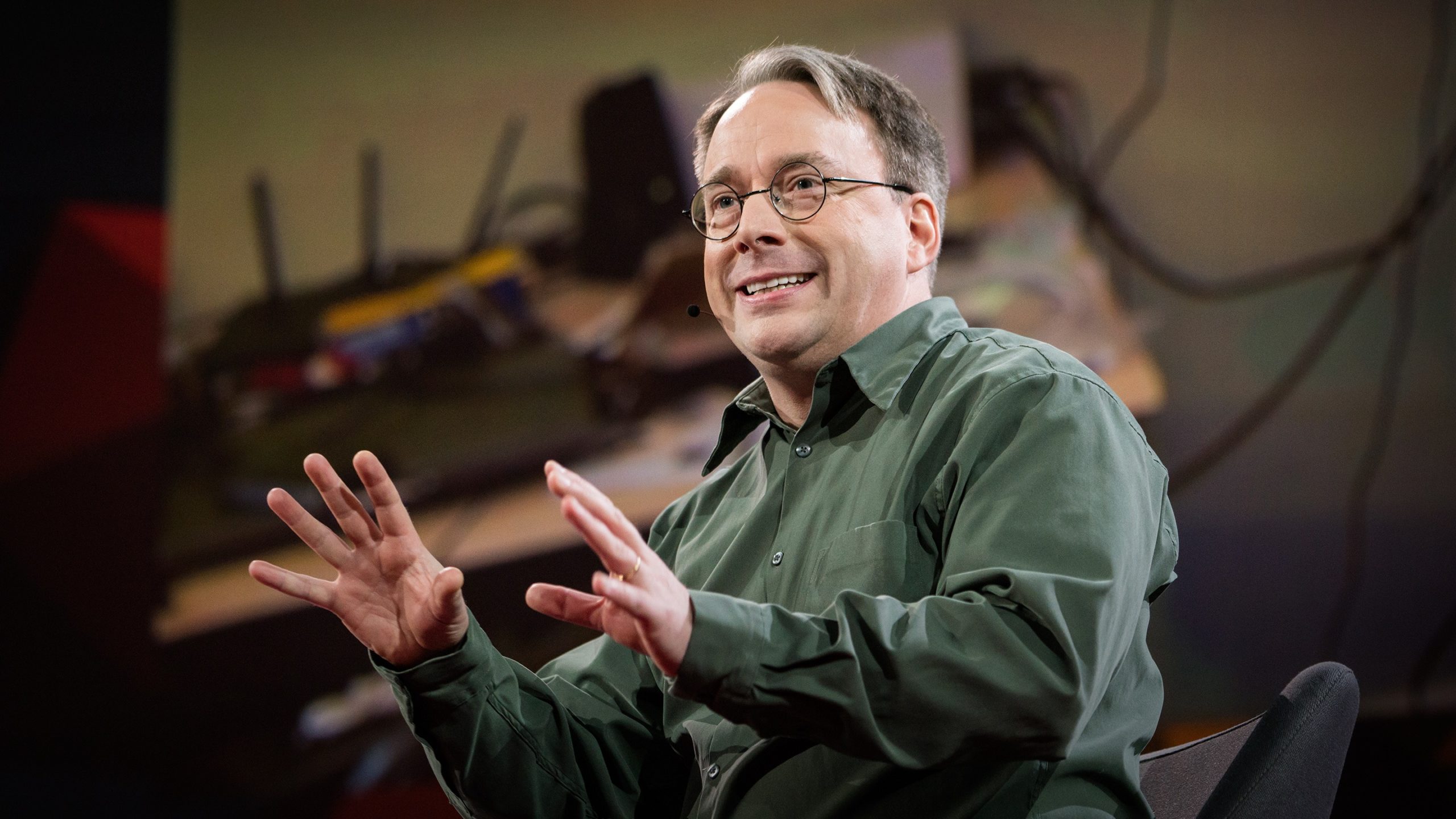 Criador do Linux critica redes sociais e diz que são a doença da atualidade