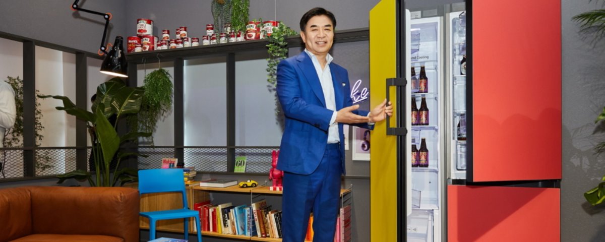 Samsung lança geladeira colorida e personalizável