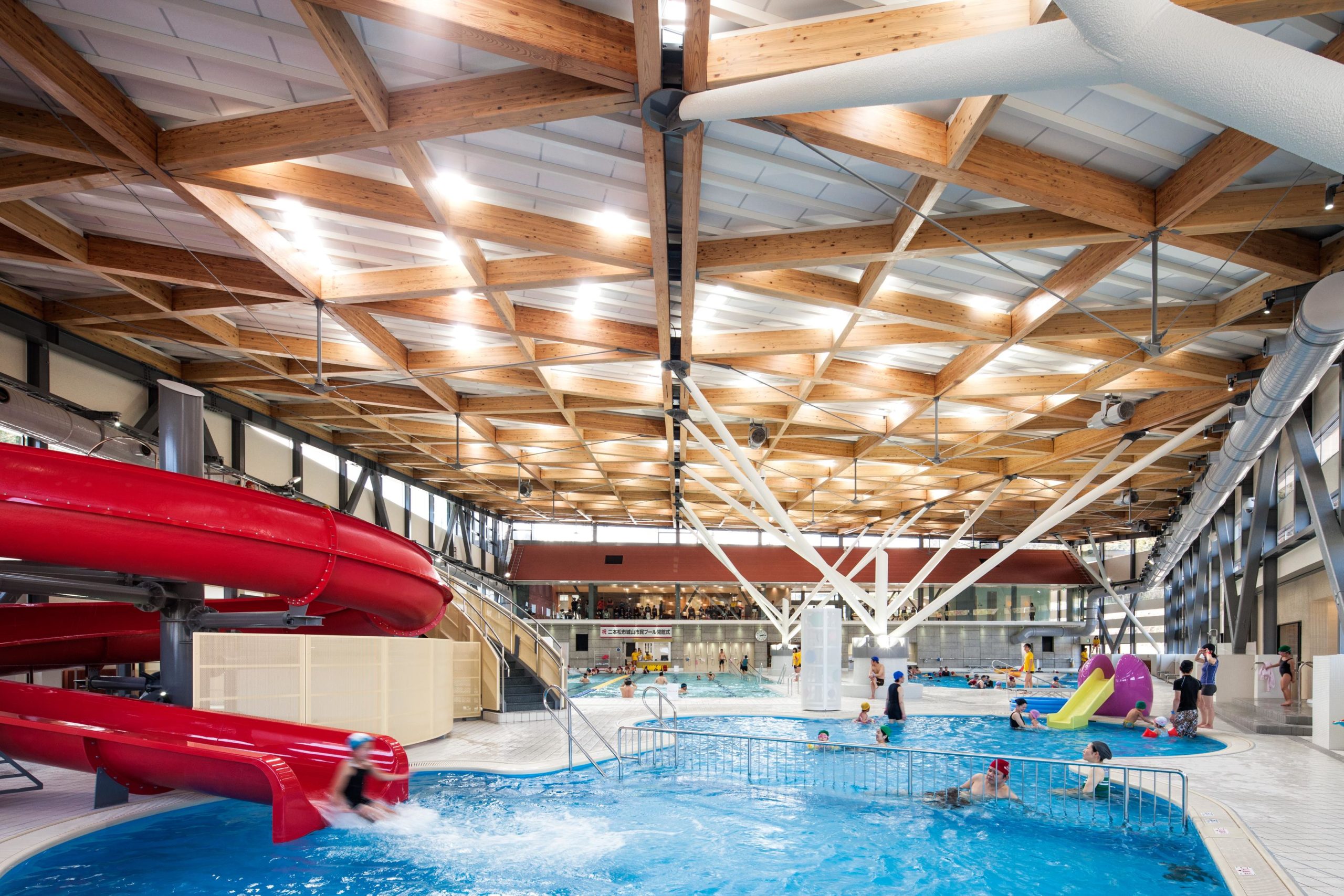 20 Piscinas E Parques Aquáticos Para Você Conhecer No Japão
