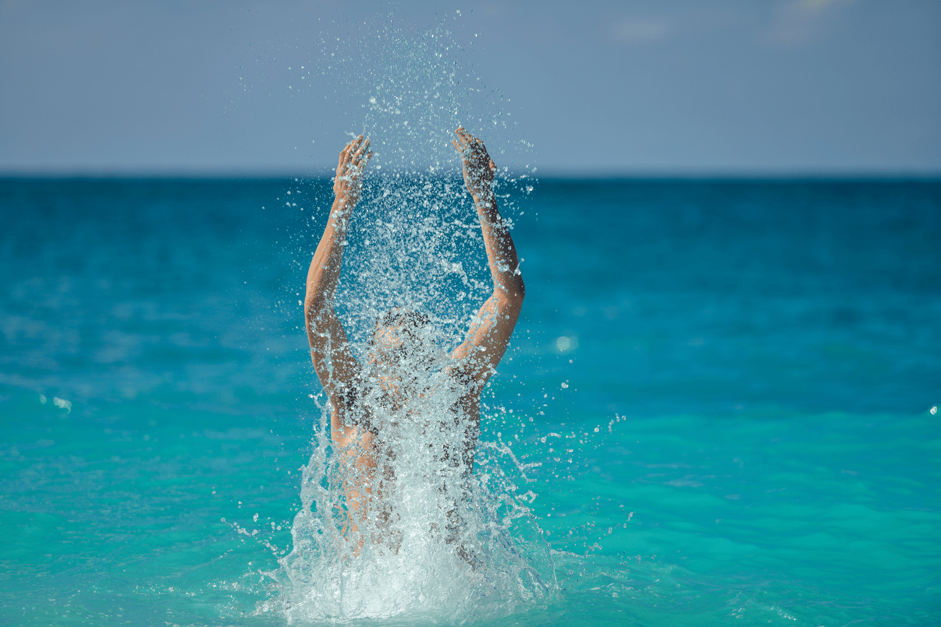 8 benefícios da água do mar