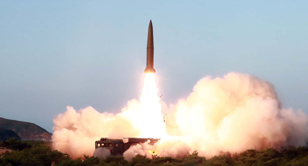 Japão admite que Coreia do Norte já produziu carga nuclear miniaturizada para ogiva de mísseis