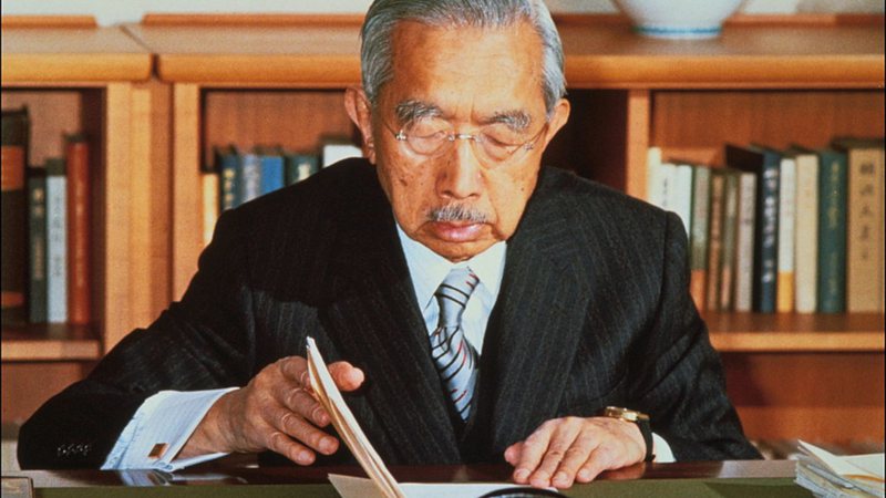 “Não há sentido em viver”: diário revela remorso do imperador japonês Hirohito