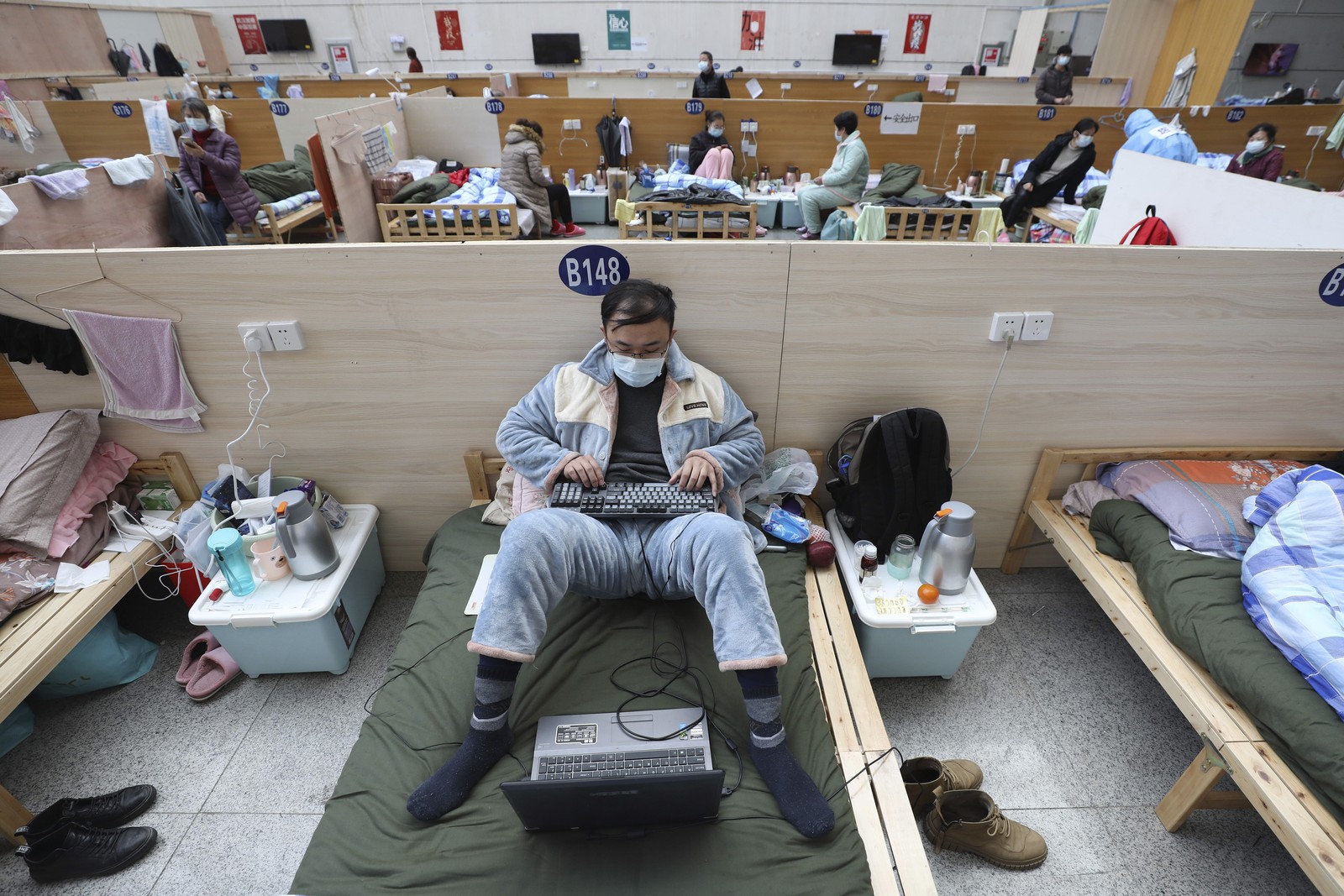 Pequim impõe quarentena a quem chegar de Itália, Irã, Japão e Coreia do Sul
