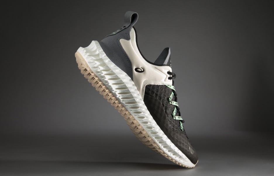 Asics lança tênis com tecnologia de micro-ondas na entressola