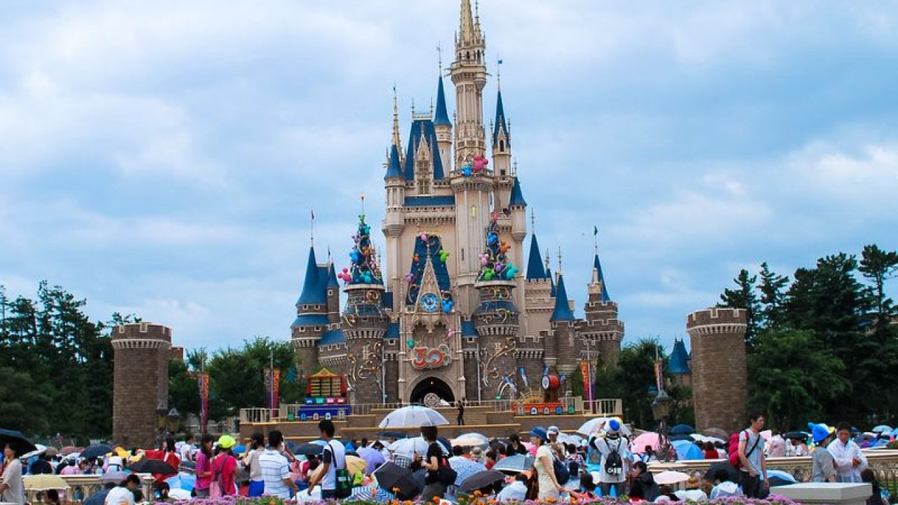 Disney do Japão continuará fechada por tempo indeterminado