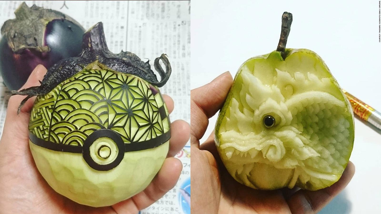 Chef japonês esculpe flores em frutas e vegetais