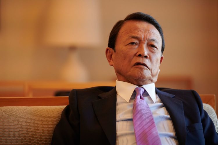 Ministro das Finanças do Japão reconhece que PIB do país em 2020 poderá cair cerca de 20%