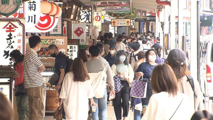Fluxo de pessoas em pontos turísticos no Japão aumenta no feriado prolongado em relação a janeiro e fevereiro deste ano