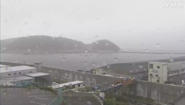 Fortes tempestades são esperadas no leste e norte do Japão na segunda-feira