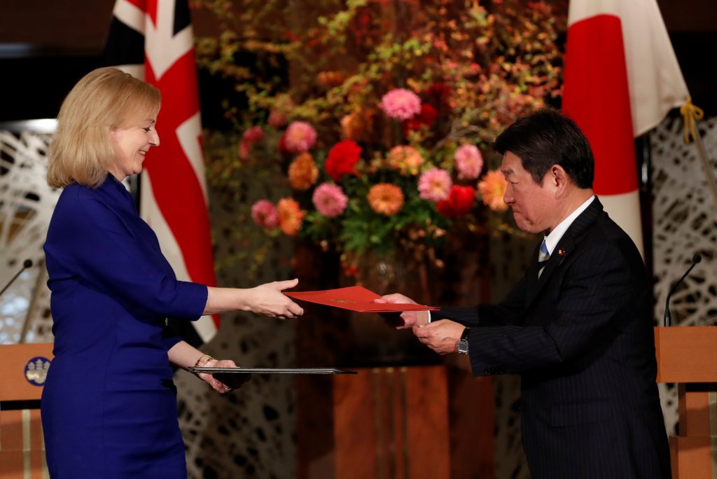 Japão e Reino Unido assinam novo acordo econômico