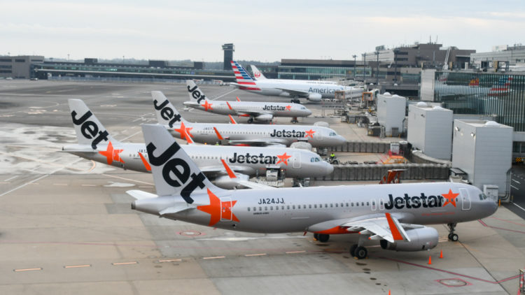 Companhia aérea Jet Star anuncia que vai encerrar suas 6 linhas de voos domésticos