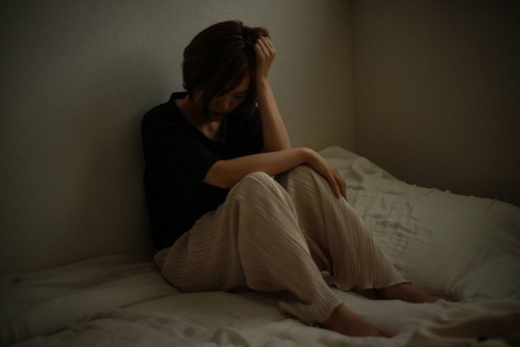 Pandemia de COVID-19 faz taxa de suicídio entre as mulheres de menos de 30 anos aumentar em cerca de 70% em agosto no Japão