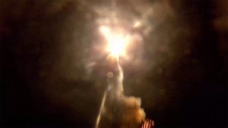 Japão e EUA realizam com sucesso primeiro teste de novo míssil capaz de interceptar ICBM