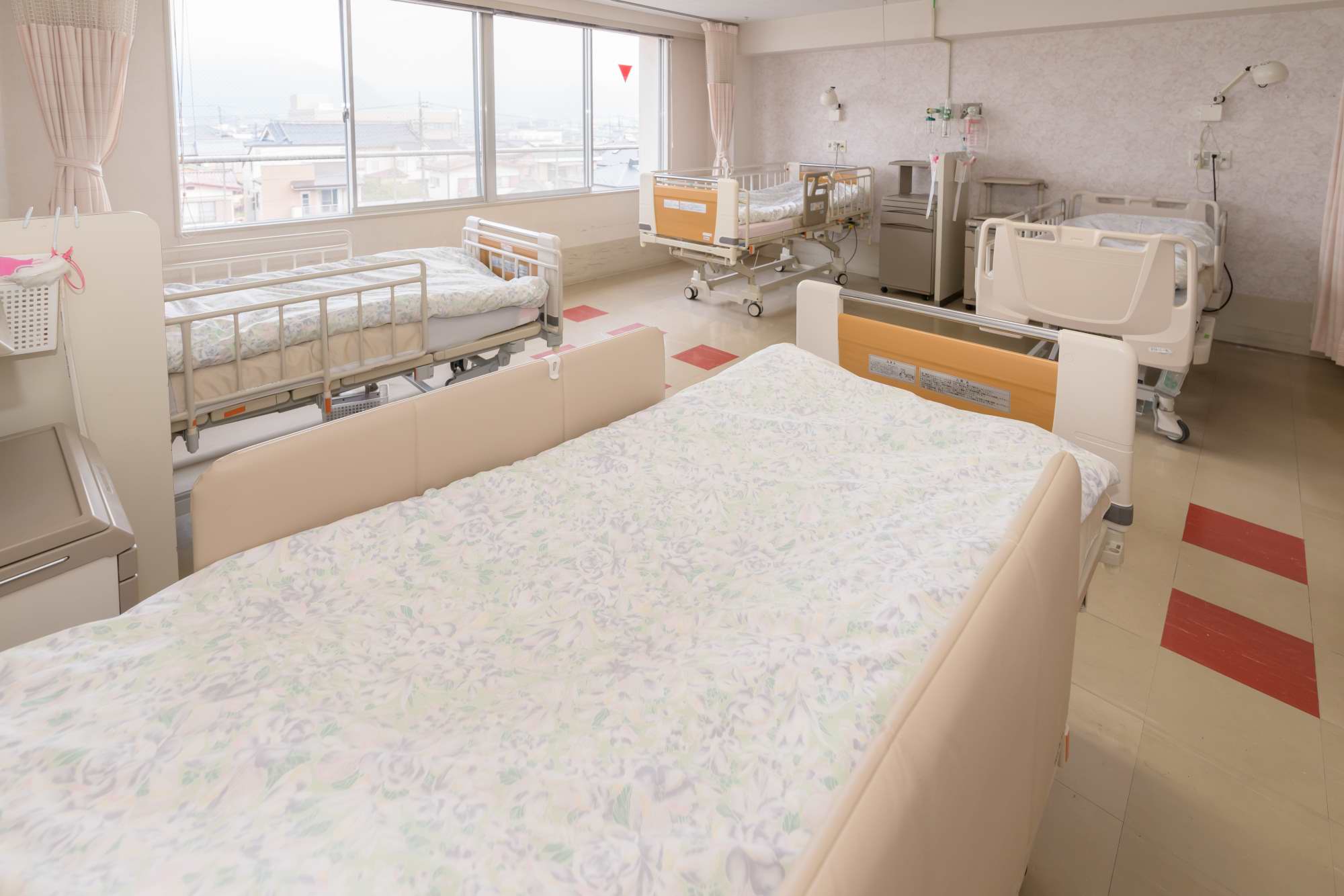 Percentual de leitos ocupados em hospitais no Japão cresce com aumento dos casos de COVID-19