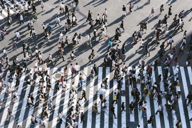 Fluxo de pessoas pelo Japão aumenta em 6% no fim de semana de feriado em comparação com a semana anterior