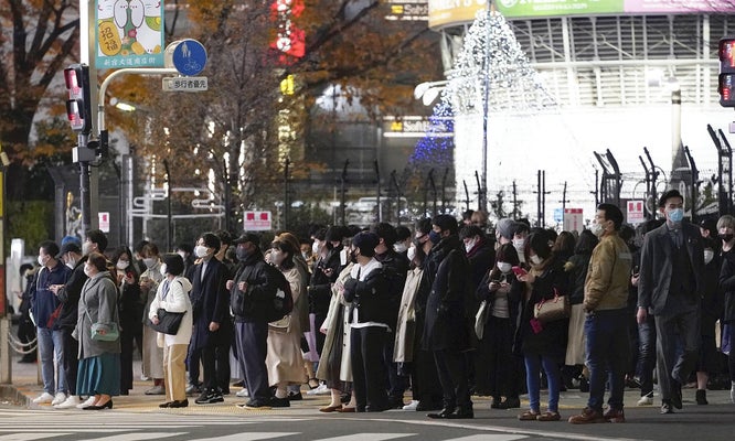 Fluxo de pessoas nas principais áreas das grandes cidades do Japão diminui no último fim de semana