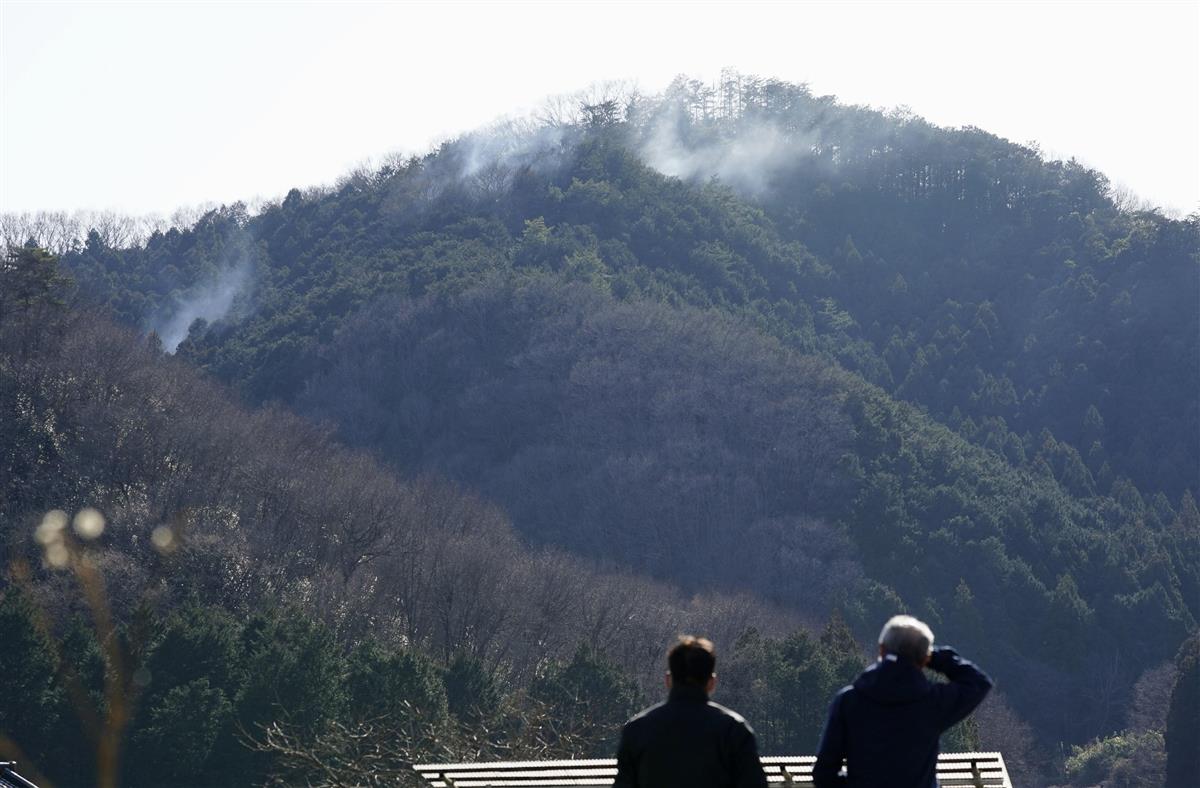 Incêndio em Ibaraki dá trégua quase uma semana depois do fogo começar