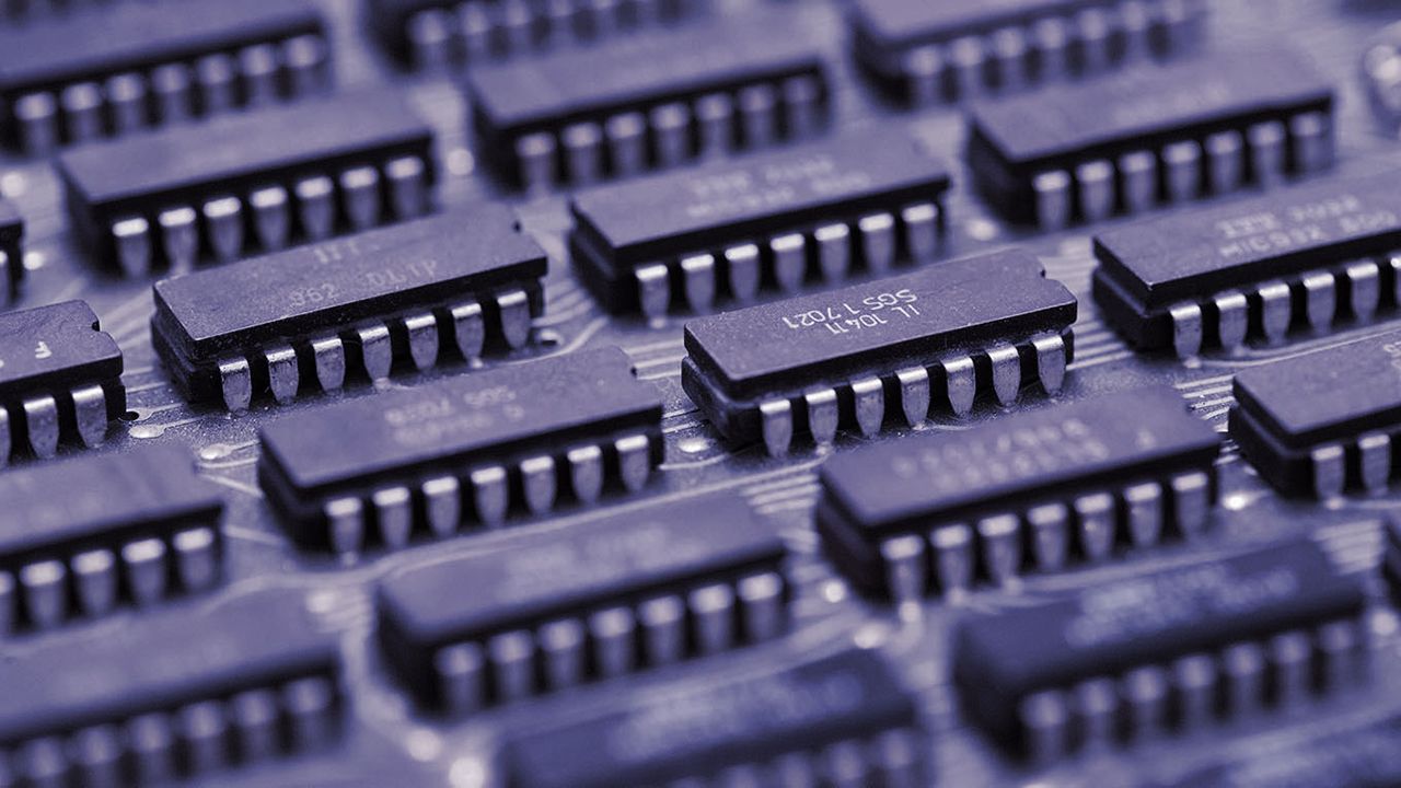Falta de semicondutores afeta produção de montadoras japonesas de automóveis