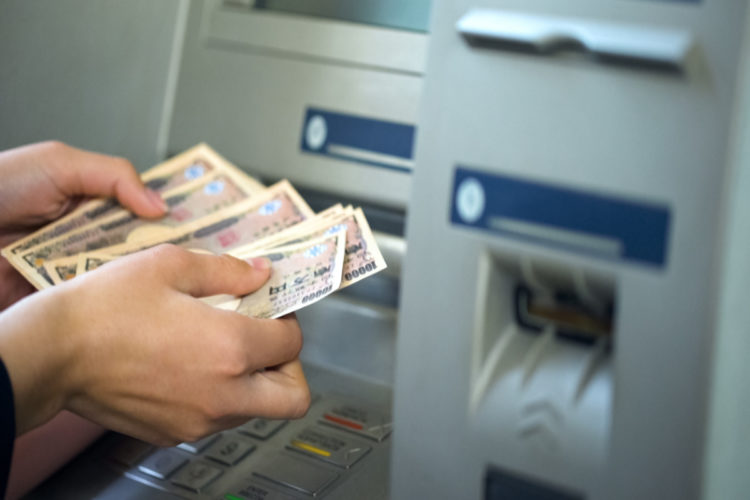 A partir de junho multas de trânsito poderão ser pagas em caixas eletrônicos