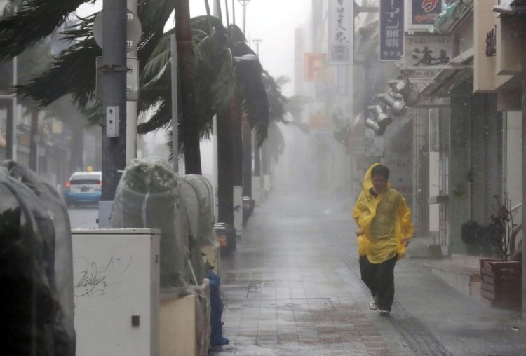 Chuvas extremamente intensas caem em Okinawa