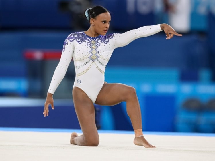 Rebeca Andrade terá a chance de conquistar medalha de ouro em Tóquio 2020