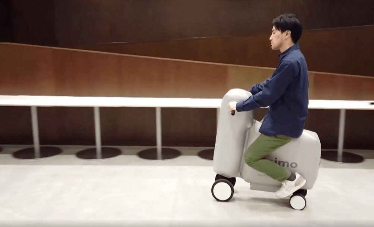 Scooter elétrica inflável é criada no Japão