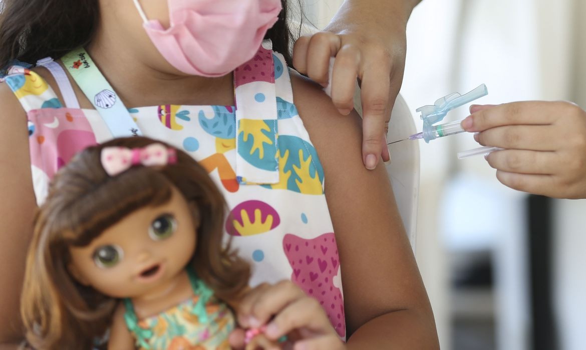 Japão aprova vacina contra coronavírus para crianças de 5 a 11 anos